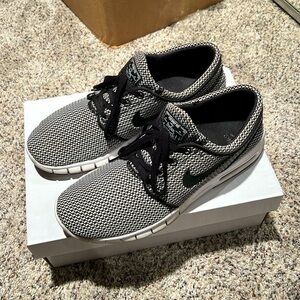 Nike Stefan Janoski SB Shoes